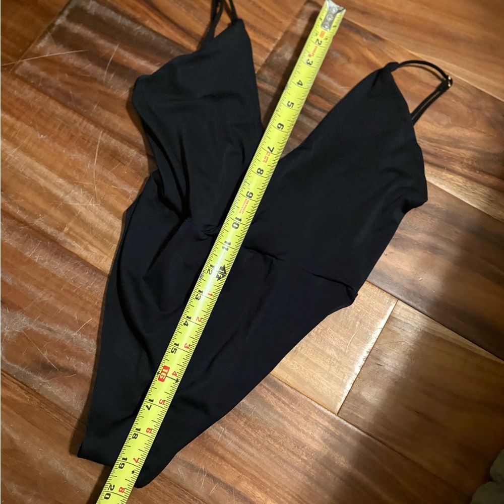 Anthropologie Black Bodysuit S/M Deep V Adjustable Straps Snap Closure (0385)